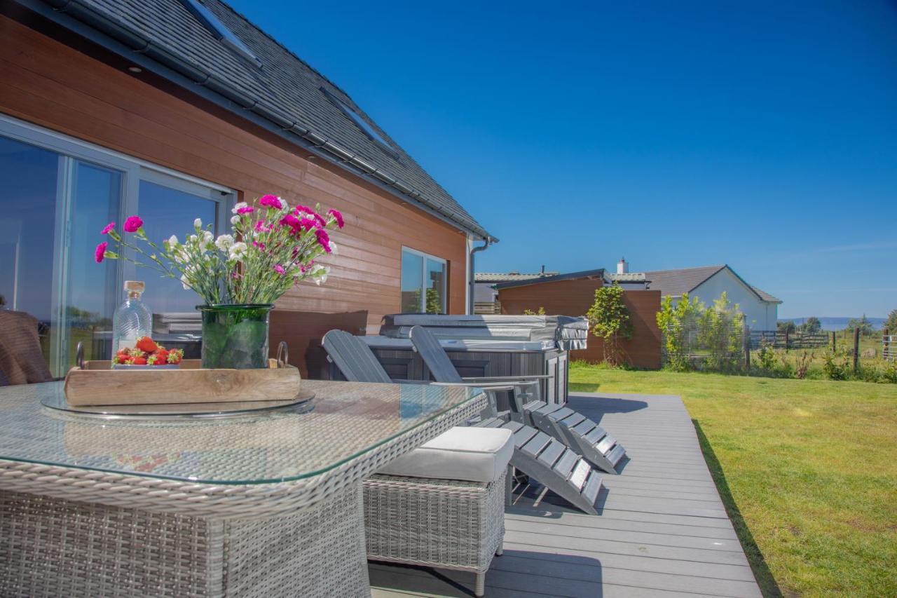 Litua Luxury Self-Catering With Stunning Sea Views Villa Arisaig Bagian luar foto