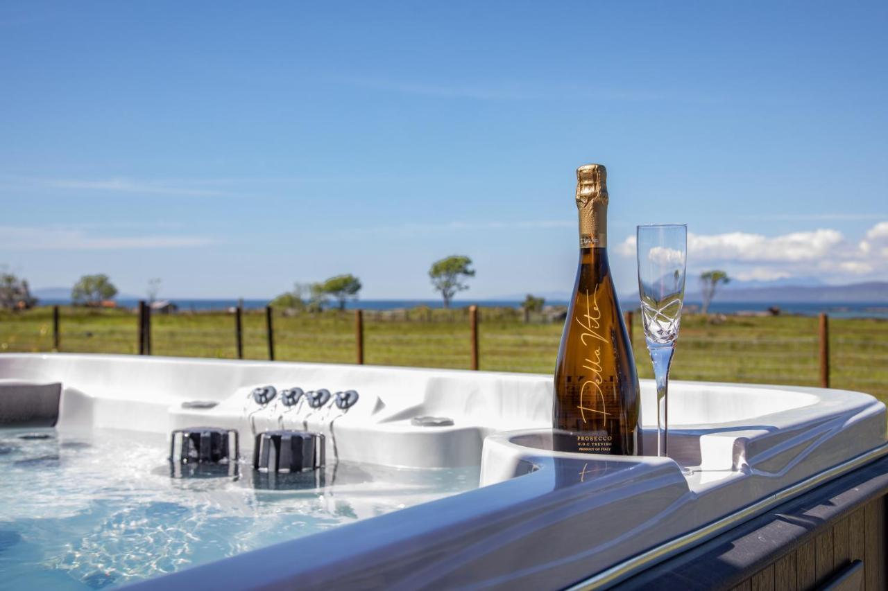 Litua Luxury Self-Catering With Stunning Sea Views Villa Arisaig Bagian luar foto